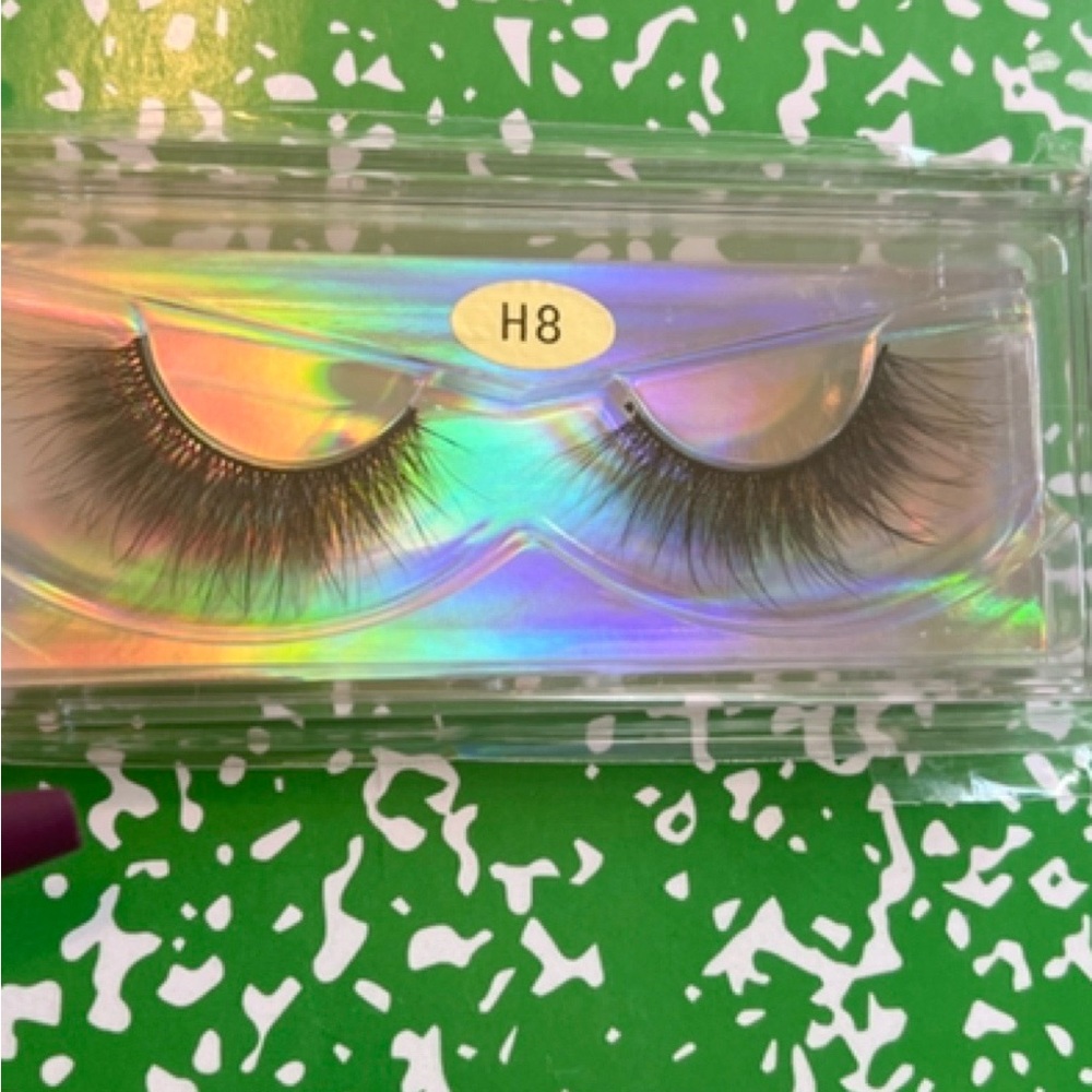 Mink Eyelashes - #H8